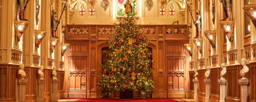 Christmas tree in St George's Hall Windsor Castle